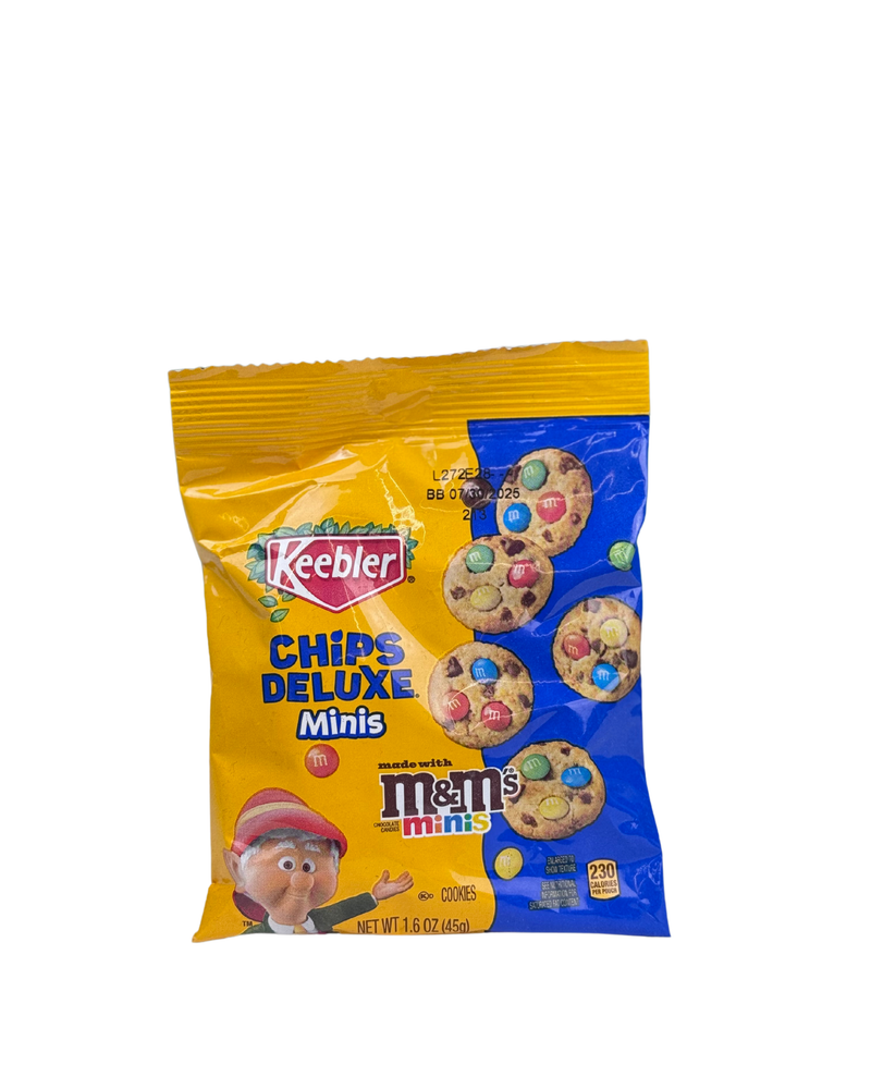 Gele en blauwe verpakking van Keebler koekjes met M&M’s minis, cartoon elfje op de voorkant

