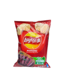 Rode zak Lay’s chips met gegrilde steak en BBQ-smaak, Chinese opdruk

