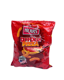 Rode zak Herr’s snack curls met deep dish pizza smaak en Amerikaanse vlag

