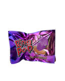 Roze verpakking met rode aardbei-smaak ringlolly in diamantvorm