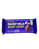 Paarse chocoladereepverpakking van Cadbury met mint en knapperige stukjes
