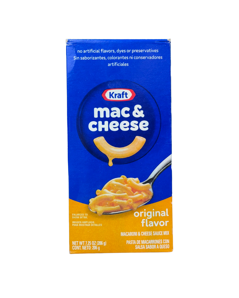 Blauwe Kraft doos met macaroni in kaassaus en lepel vol pasta

