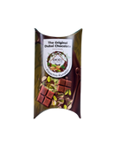 Luxe verpakking van Choco Delights met pistache en kunafeh vulling, handgemaakt in Dubai