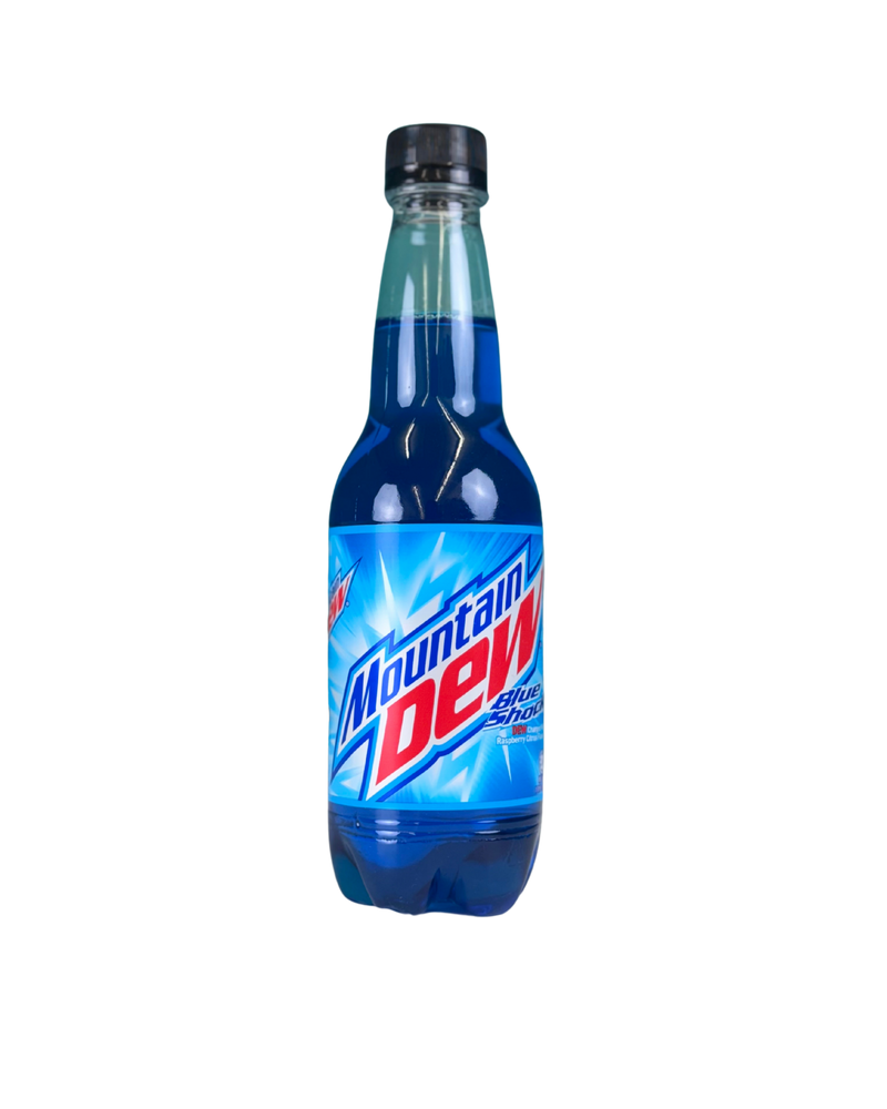 Fles Mountain Dew Blue Shock met blauwe bessensmaak en citrus twist
