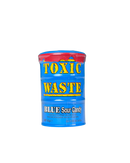 Blauwe ton met Toxic Waste Blue Sour Candy opschrift